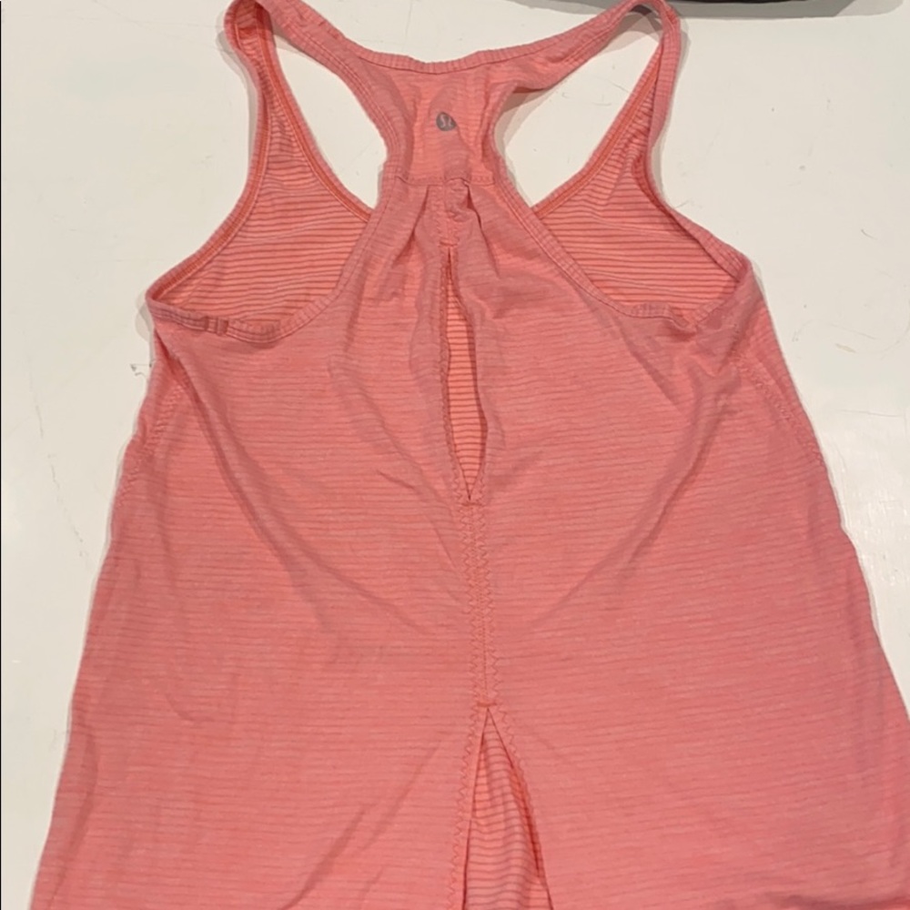 Lululemon tank